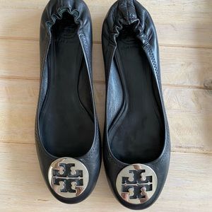 TORY BURCH BALLET FLAT, BLACK LEATHER